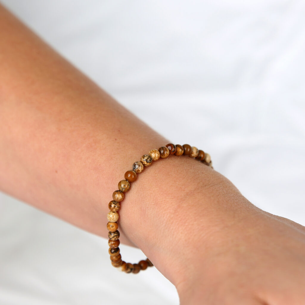 Bracelet femme 4 mm porté JASPE PAYSAGE