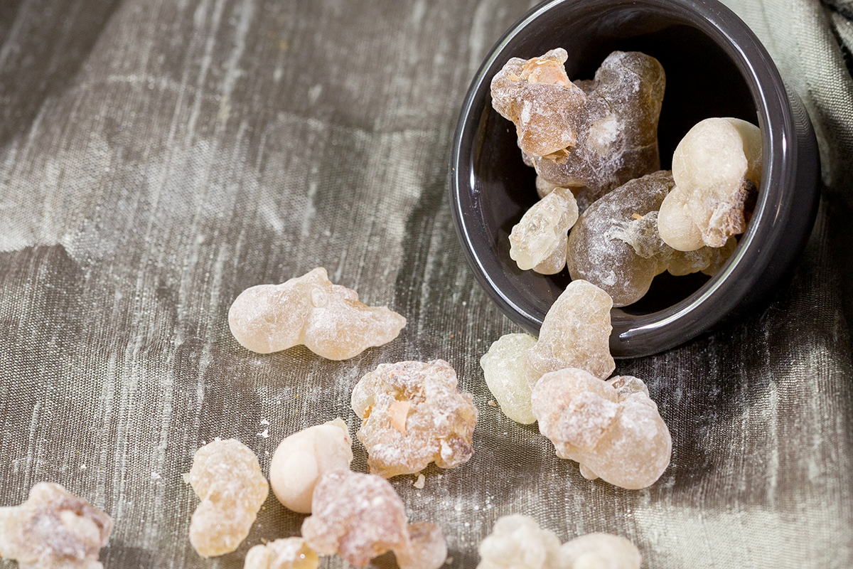 résine naturel encens en grains qualité supérieure