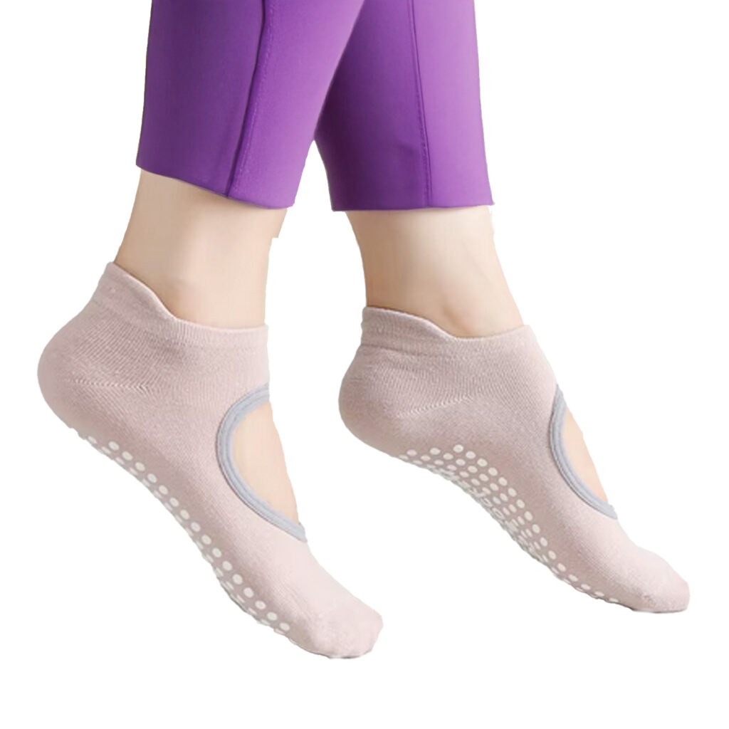 chausson de yoga fond blanc