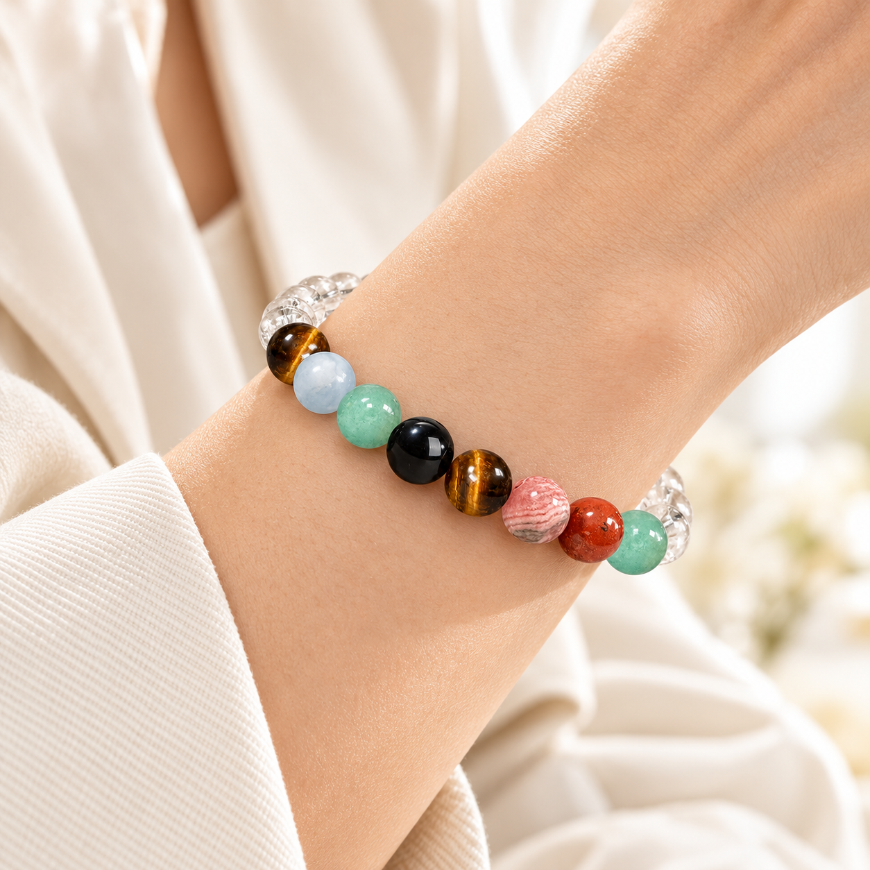 Bracelet Chemin de Vie Cristal de Roche porté au poignet femme
