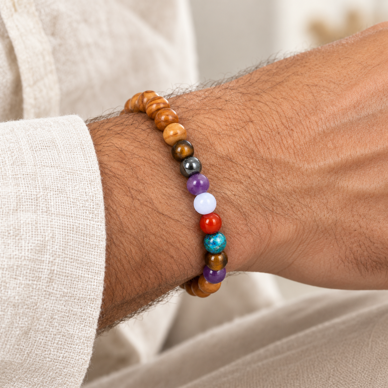 Bracelet Chemin de Vie Bois Fossilisé porté au poignet homme