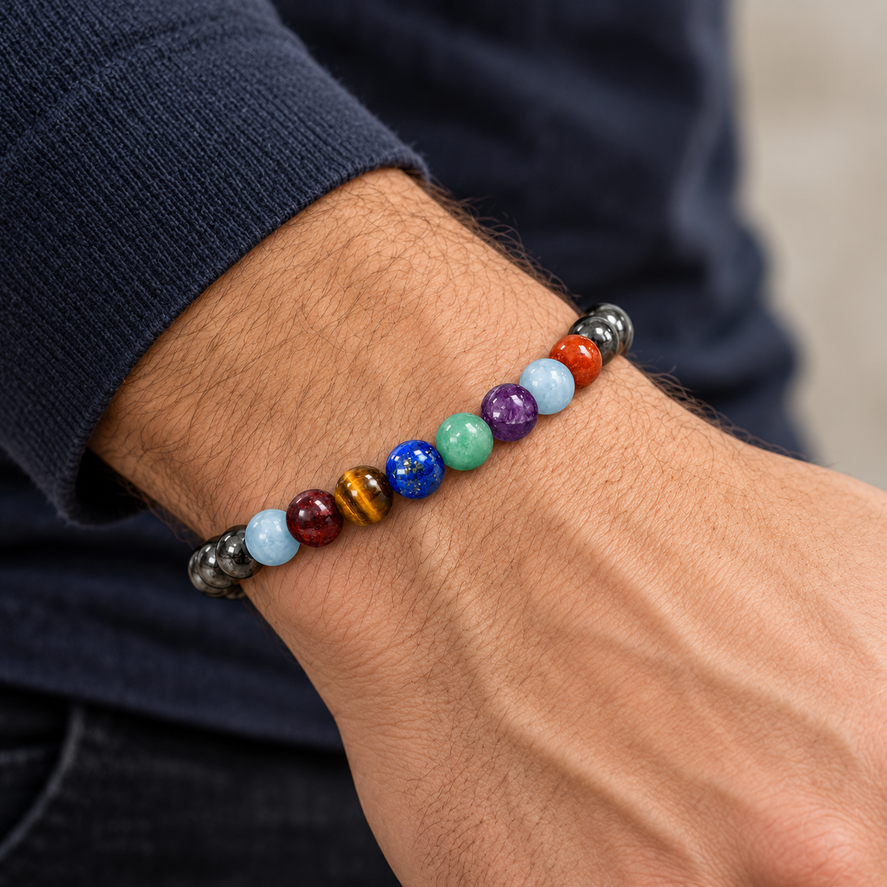 Bracelet Chemin de Vie Hématite porté au poignet homme